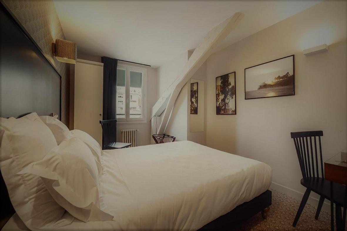 Urban Style Hotel Des Carmes Aurillac Buitenkant foto